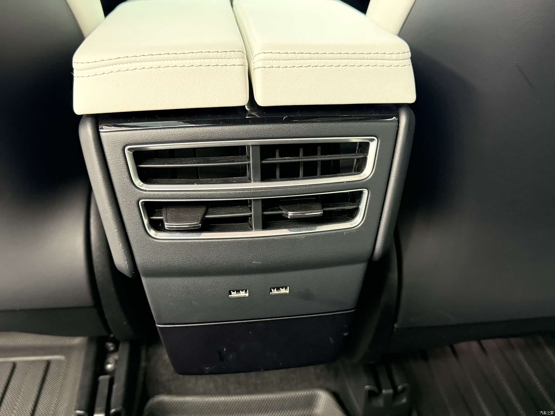 Tesla Model X, 2018 22