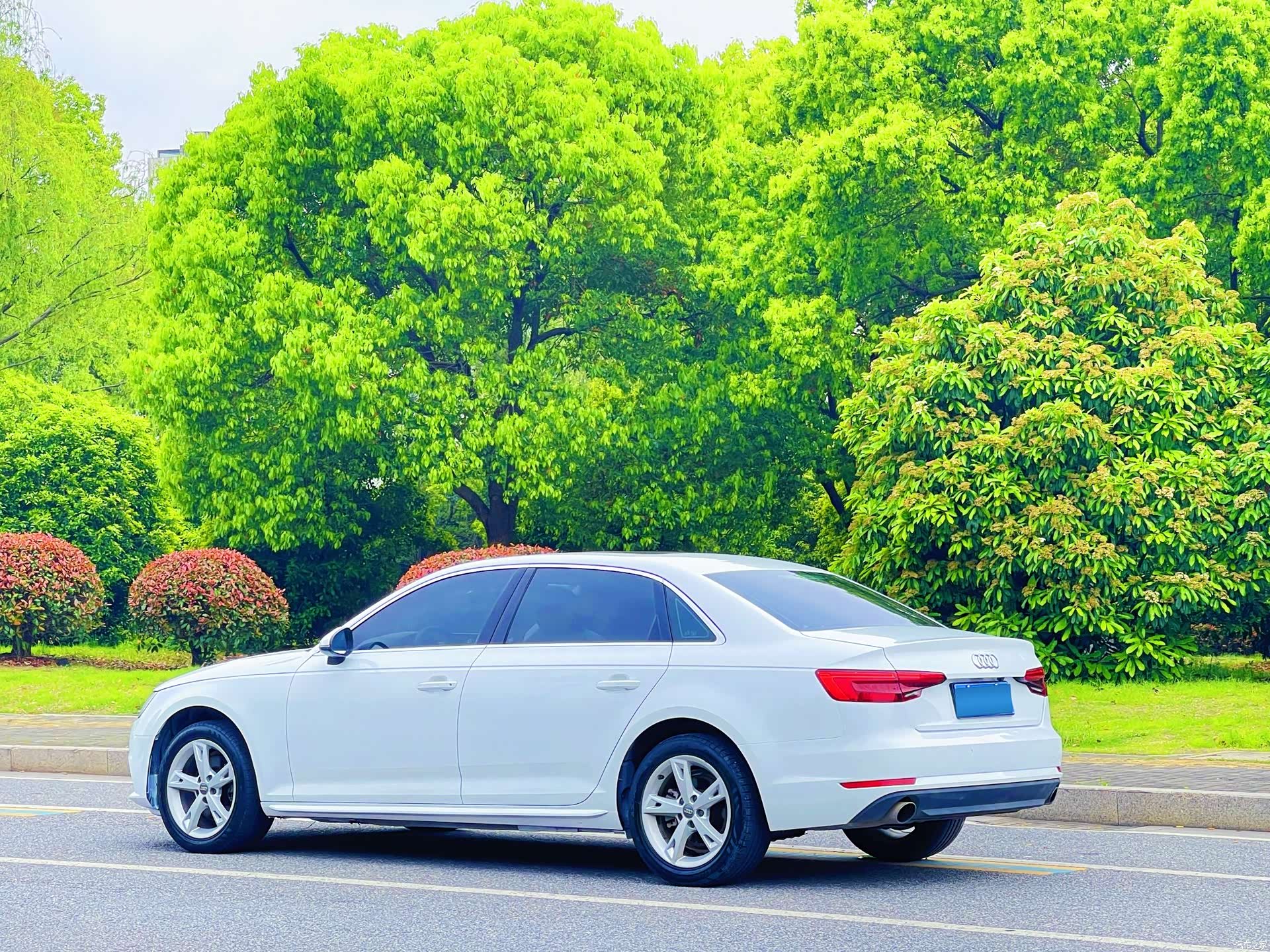 Audi A4L, 2017 21