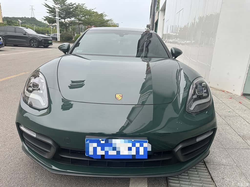 Porsche Panamera, 2023 2
