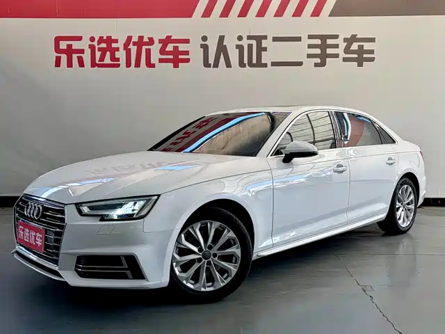 Audi A4L 2019 — купить из Китая под заказ