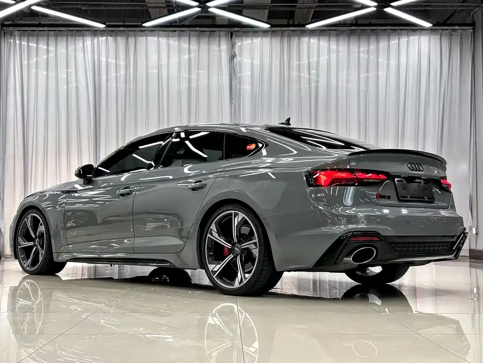 Audi RS 5