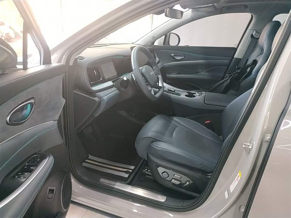 BYD Sea Lion 07 DM-i