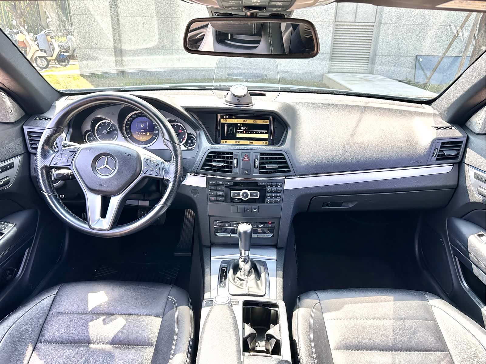 Mercedes-Benz E-Class, 2011 все фото