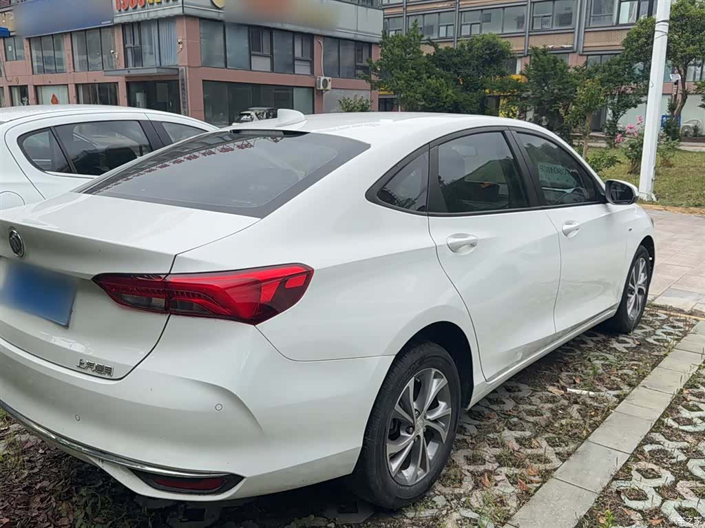 Buick Verano, 2022 8