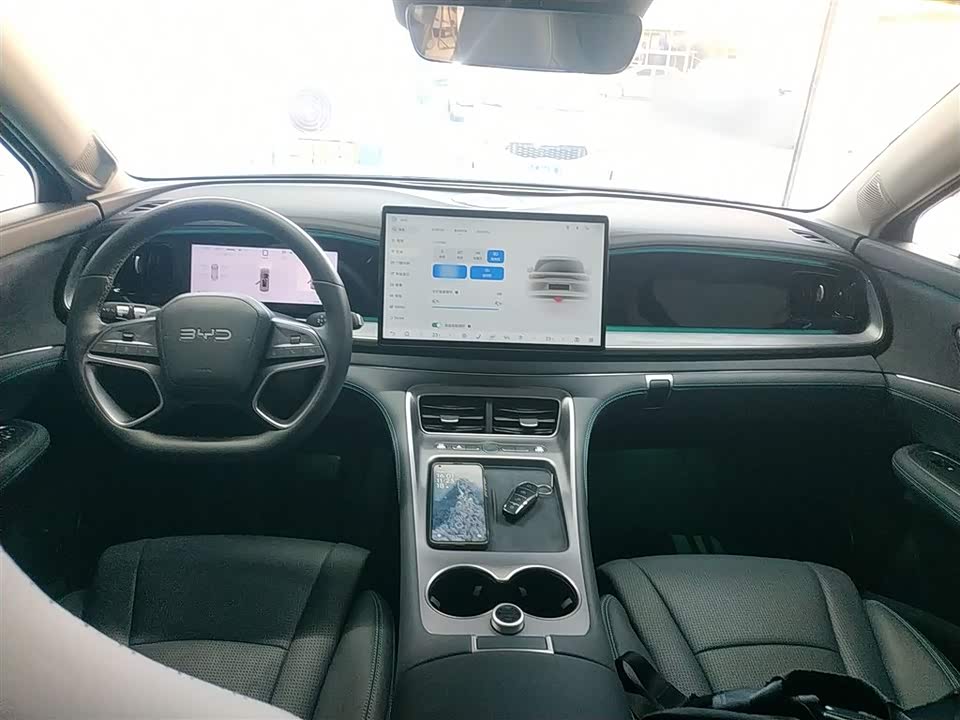 BYD Sea Lion 07 DM-i