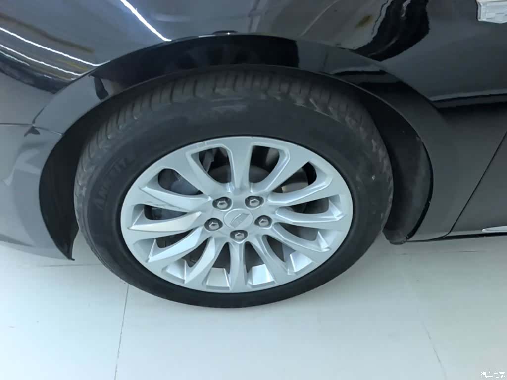 Cadillac XTS, 2019 23