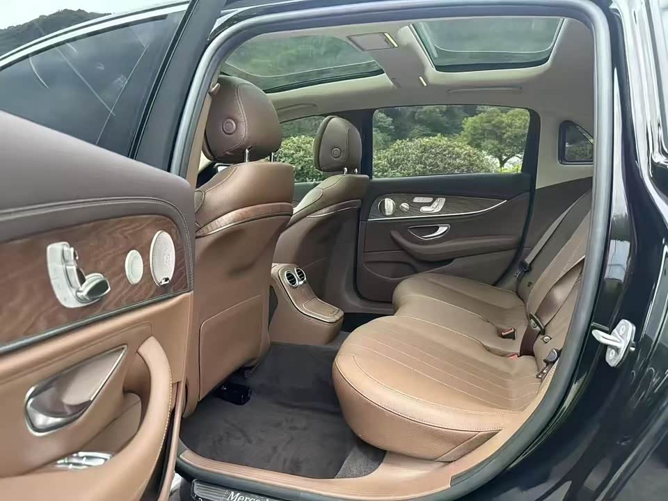 Mercedes-Benz E-class Mercedes-Benz E-class