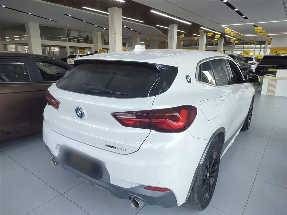 BMW X2