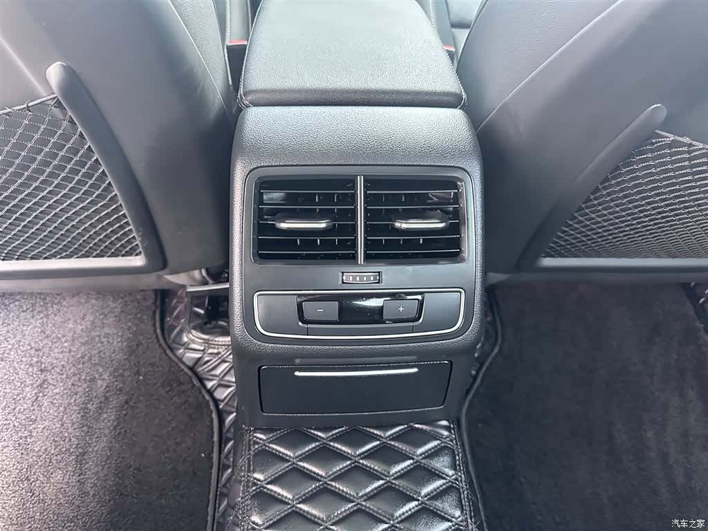 Audi A4L, 2023 10