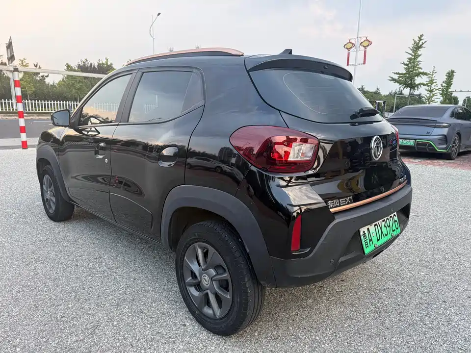 Dongfeng Nammi Nano BOX