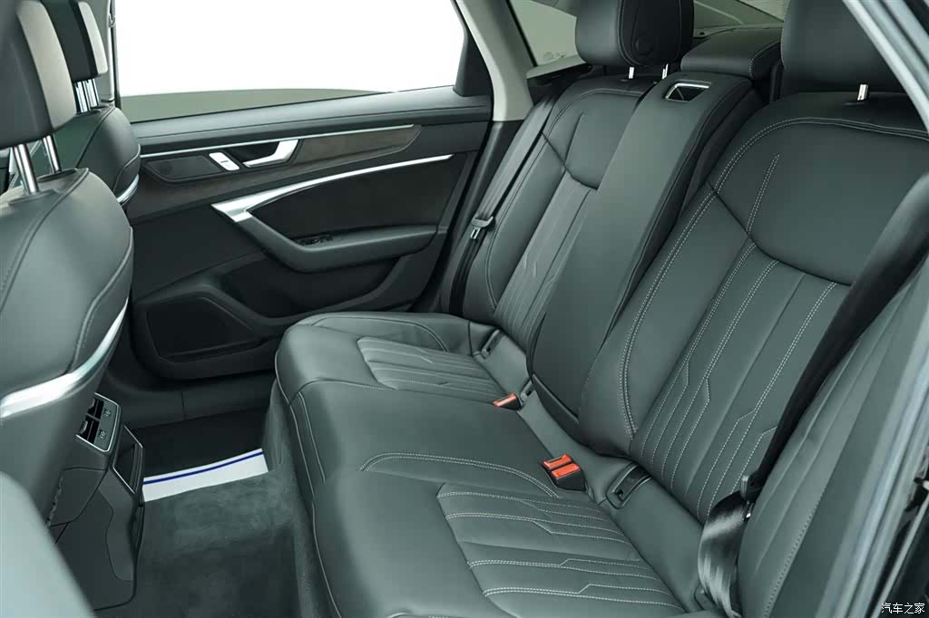 Audi A6L, 2020 14