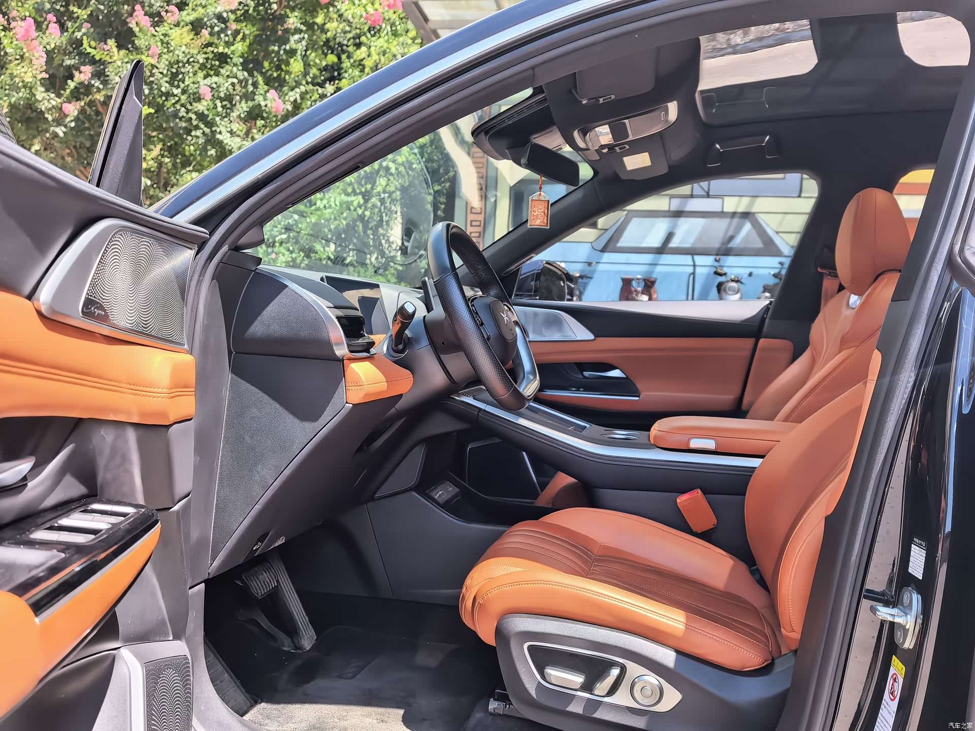 Xpeng G9, 2023 6