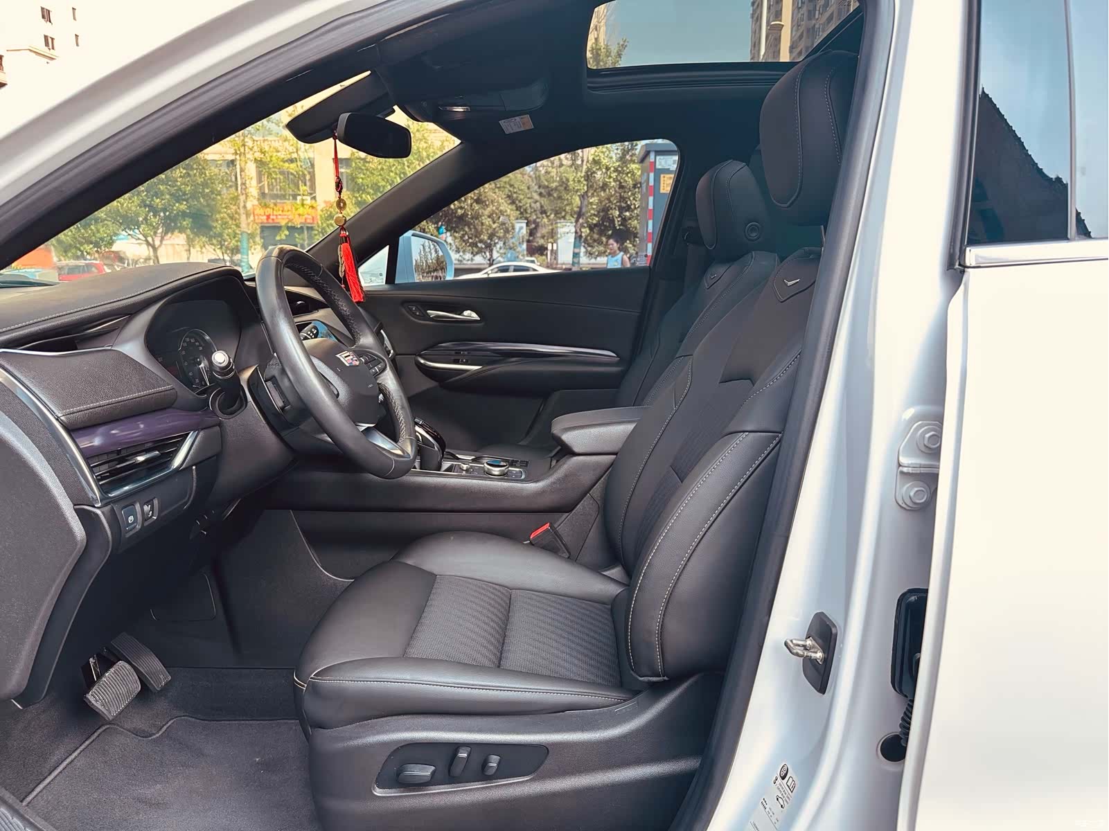 Cadillac XT4, 2022 4