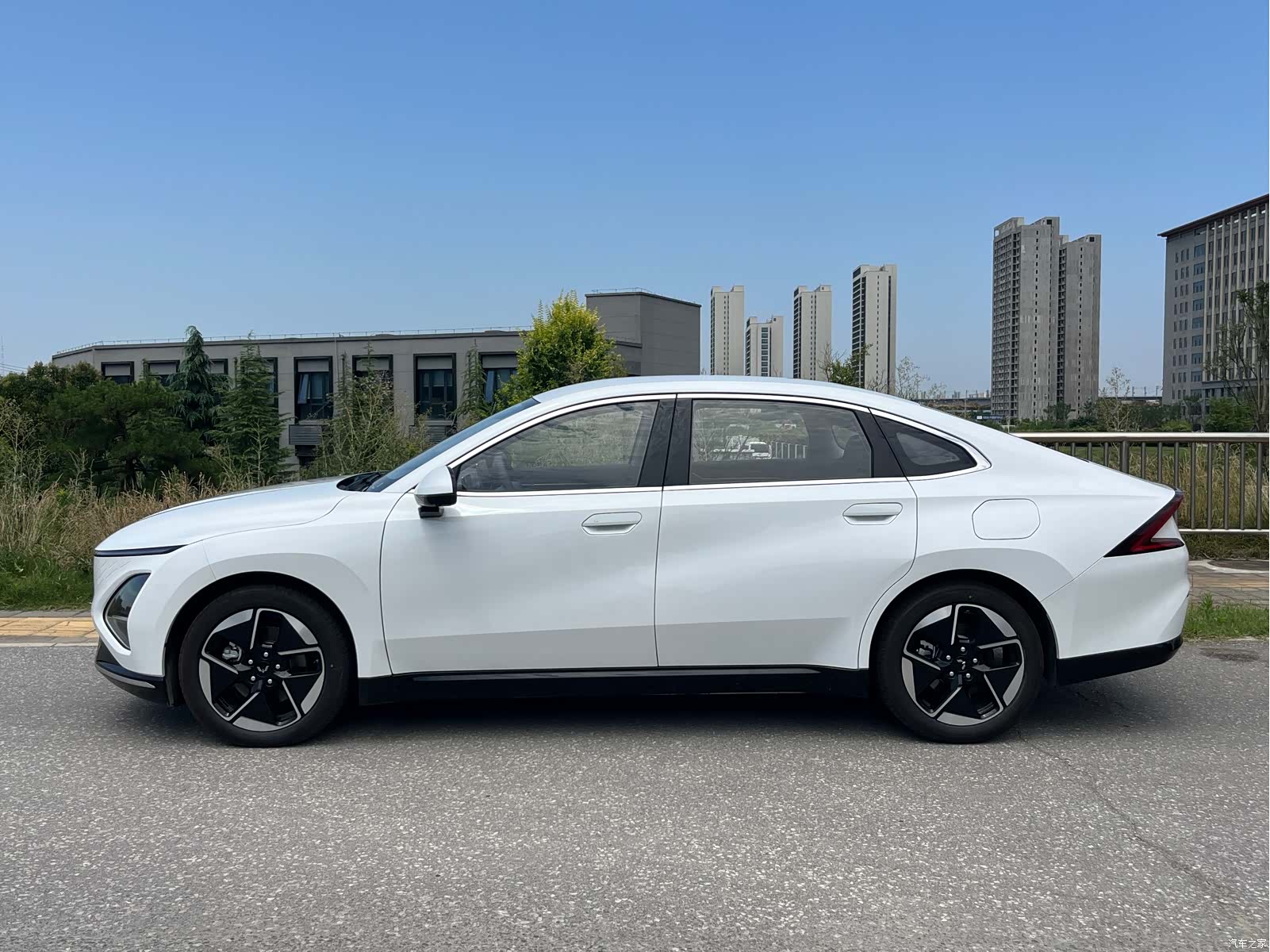 Wuling Starlight, 2026 3