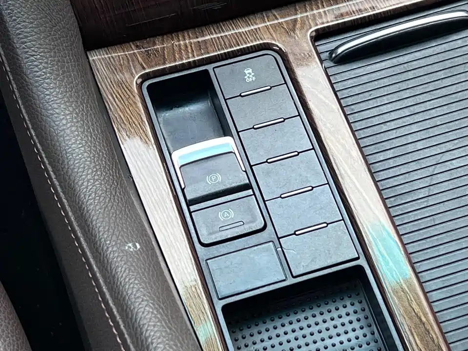 Forthing Popular CM7