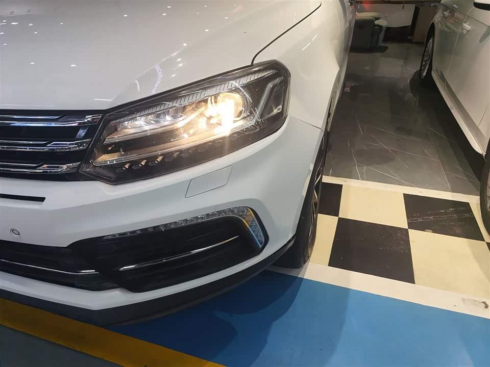 Zotye T600 Coupe Zotye T600 Coupe