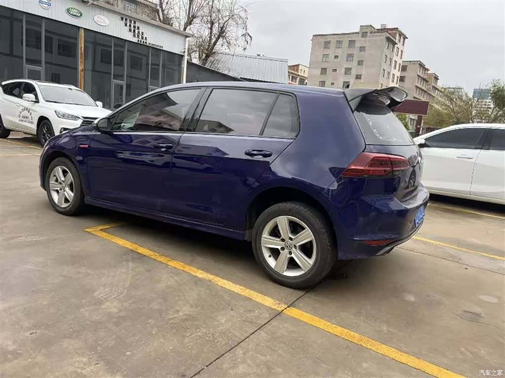 Volkswagen Golf, 2017 3