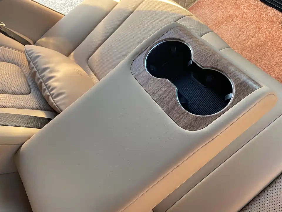 HarmonyOS Wisdom World R7