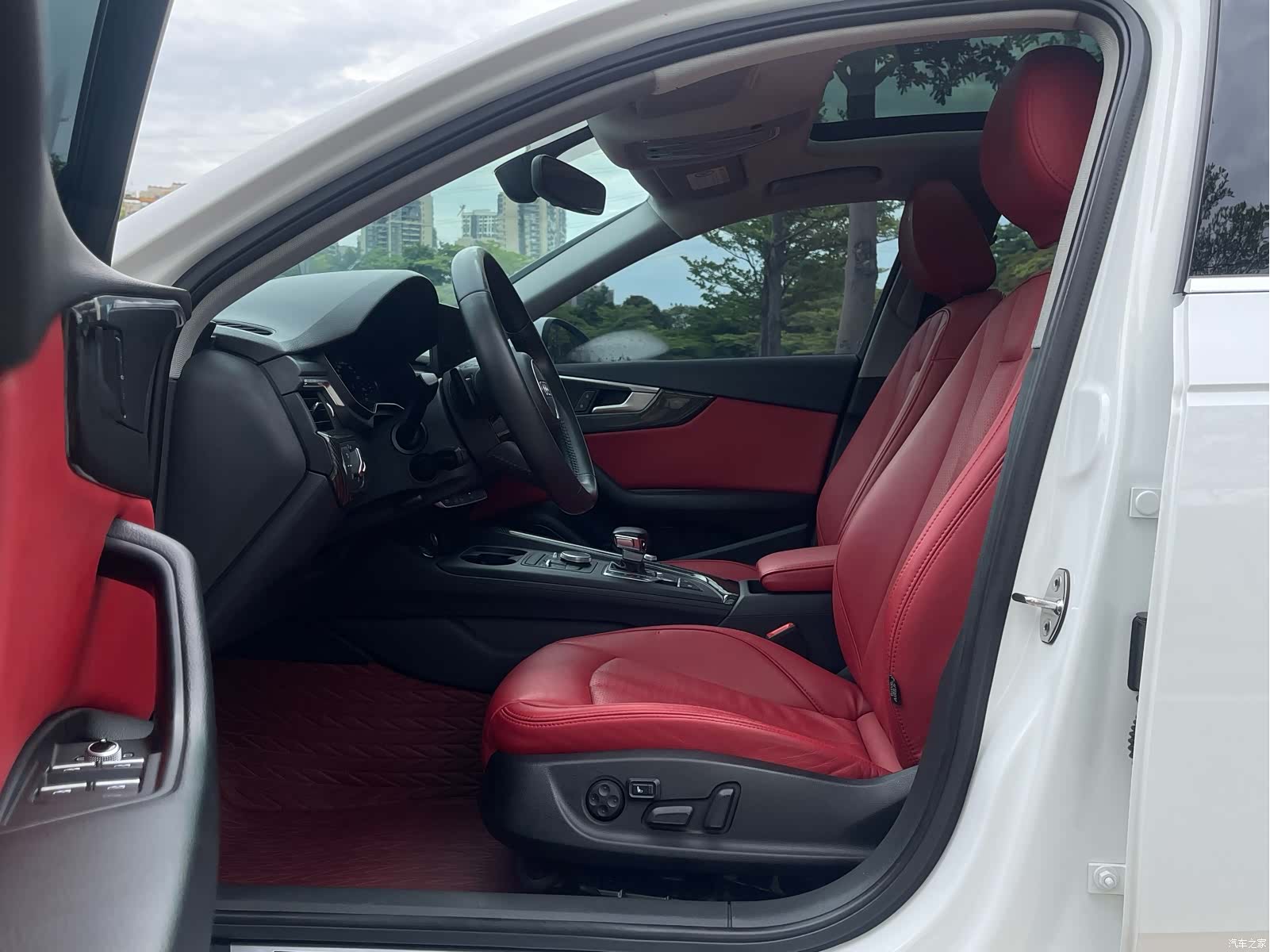 Audi A4L, 2019 11