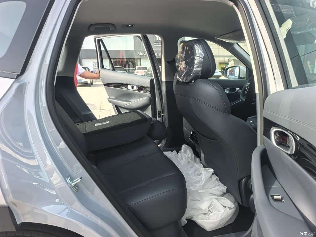 Geely Galaxy E5, 2025 все фото