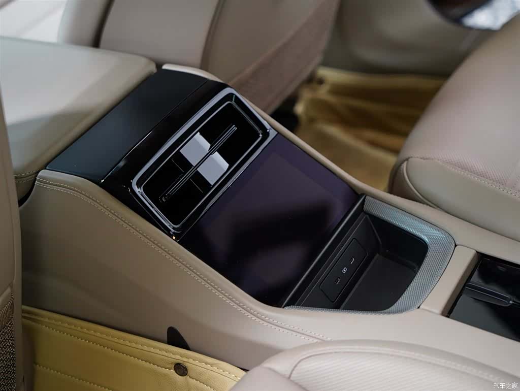 Porsche Panamera, 2024 40