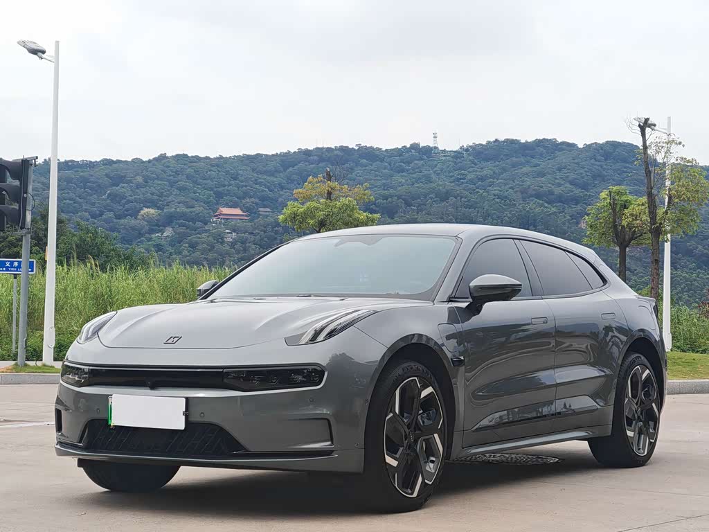 Zeekr 001