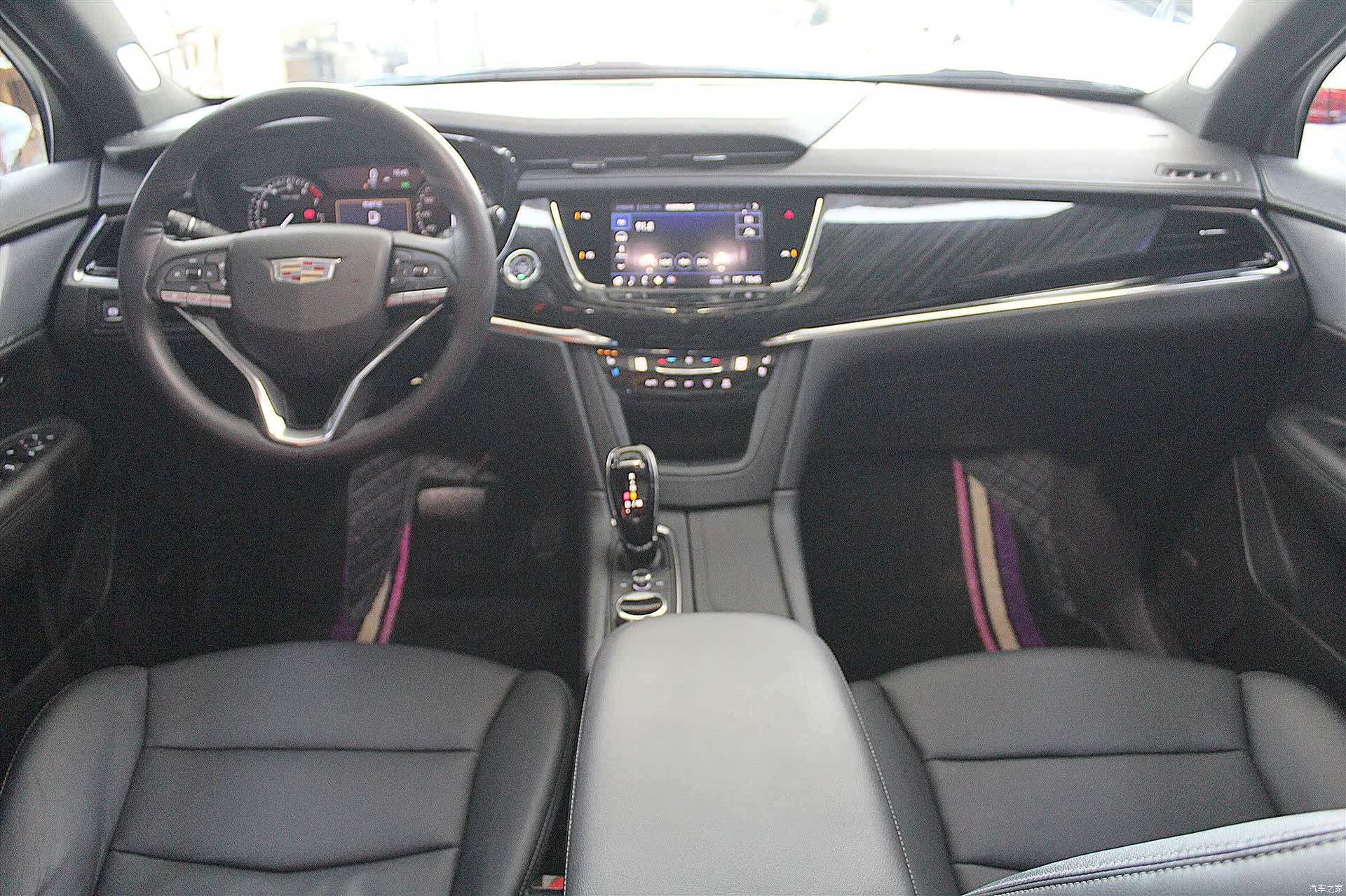 Cadillac XT6, 2021 4
