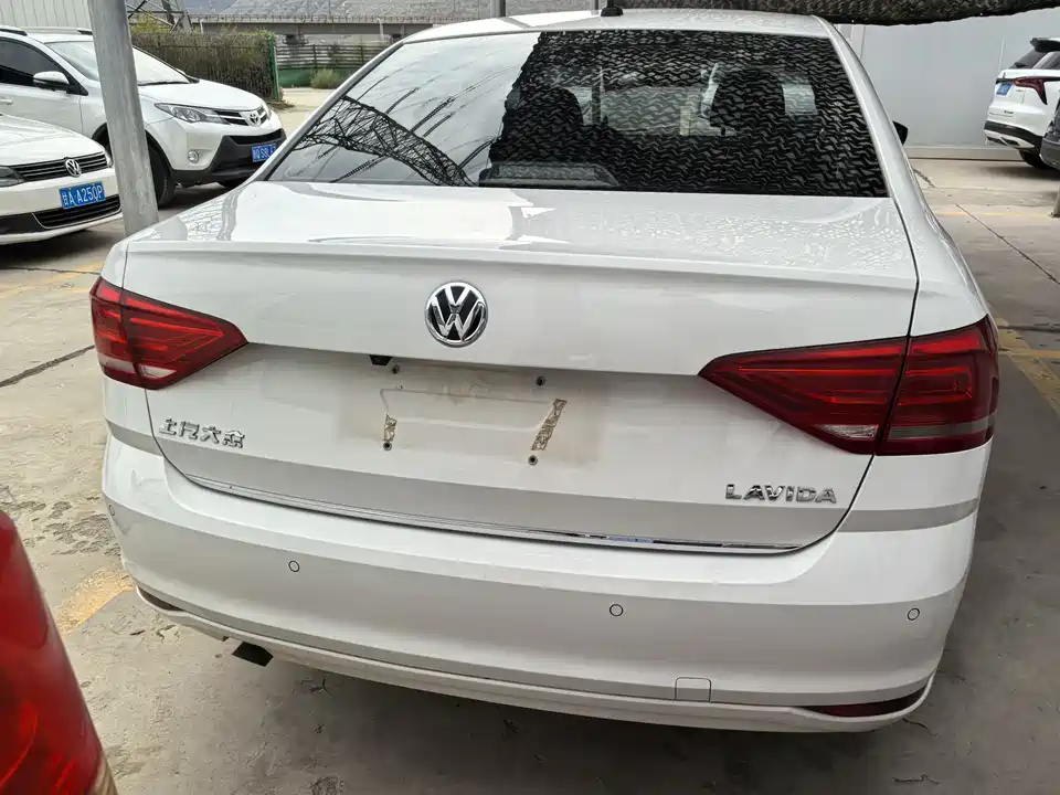 Volkswagen Lavida