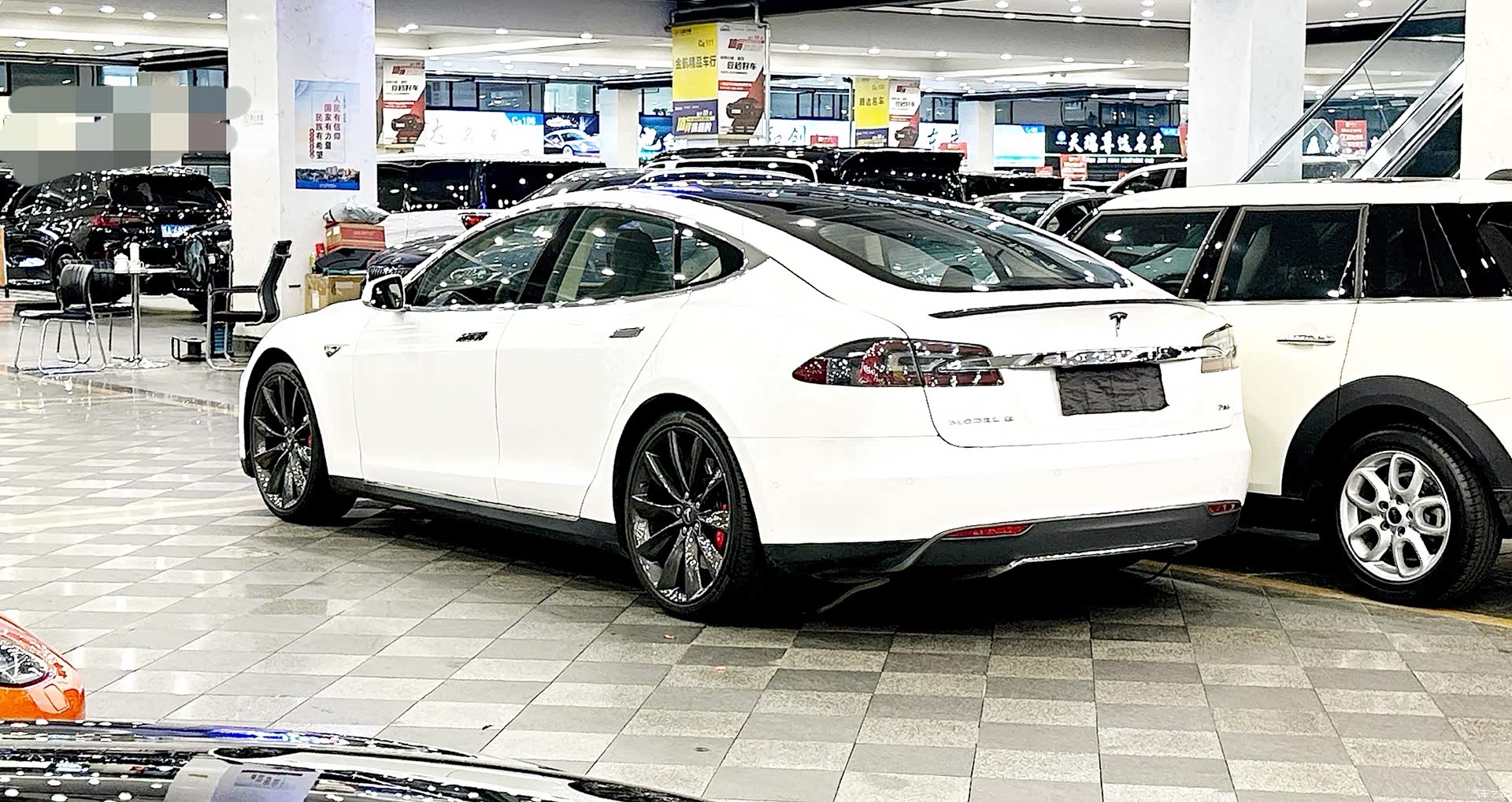 Tesla Model S, 2015 4