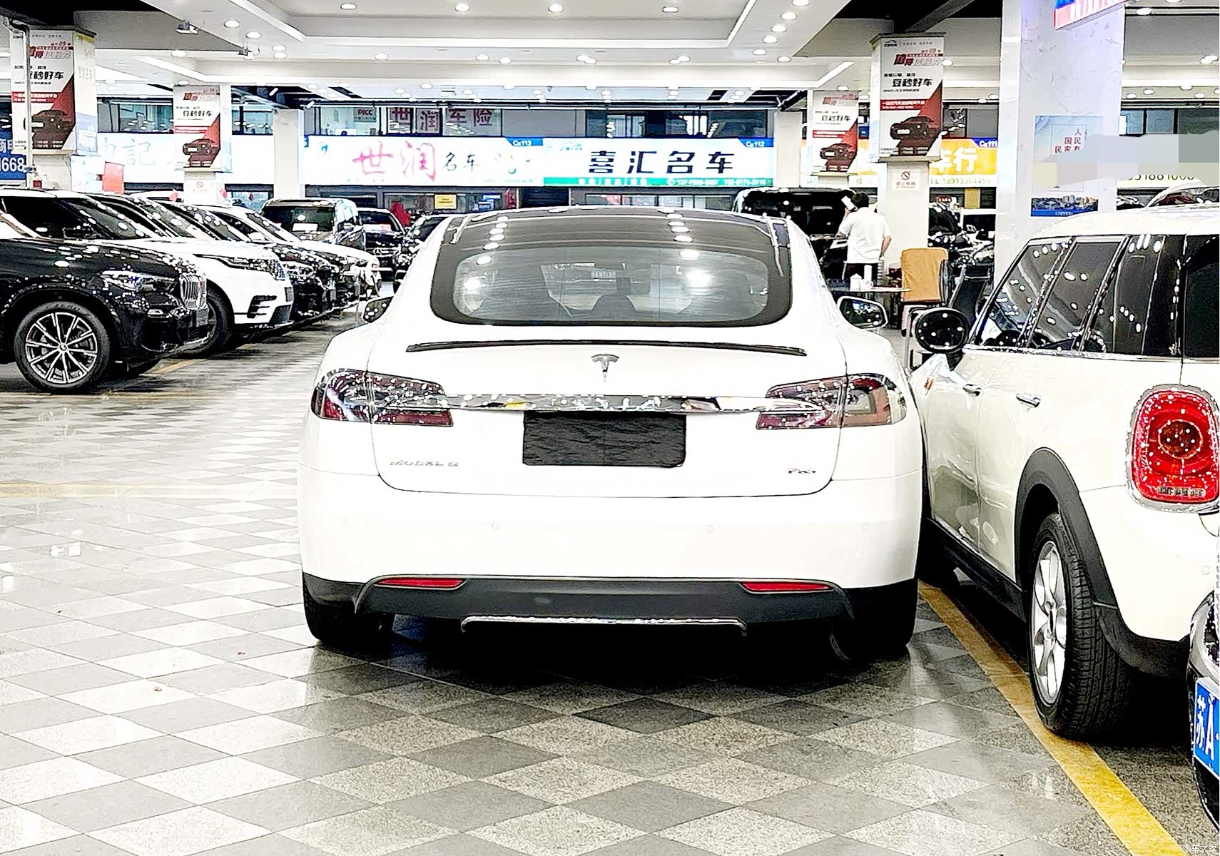 Tesla Model S, 2015 3