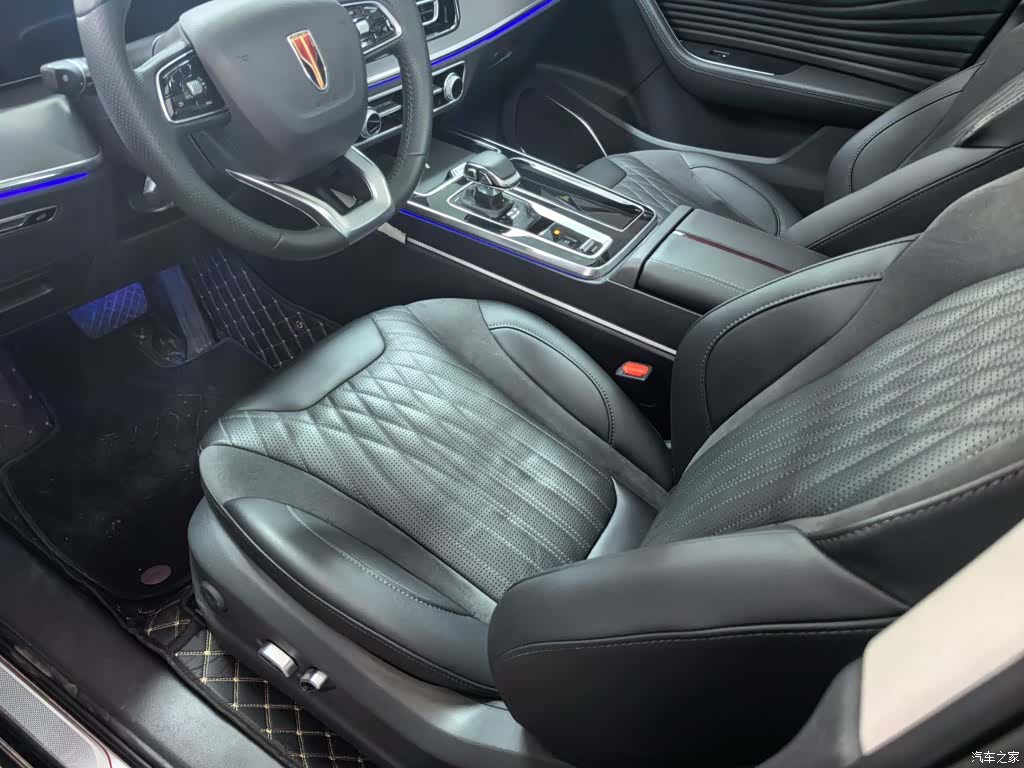 Hongqi HS5, 2023 3