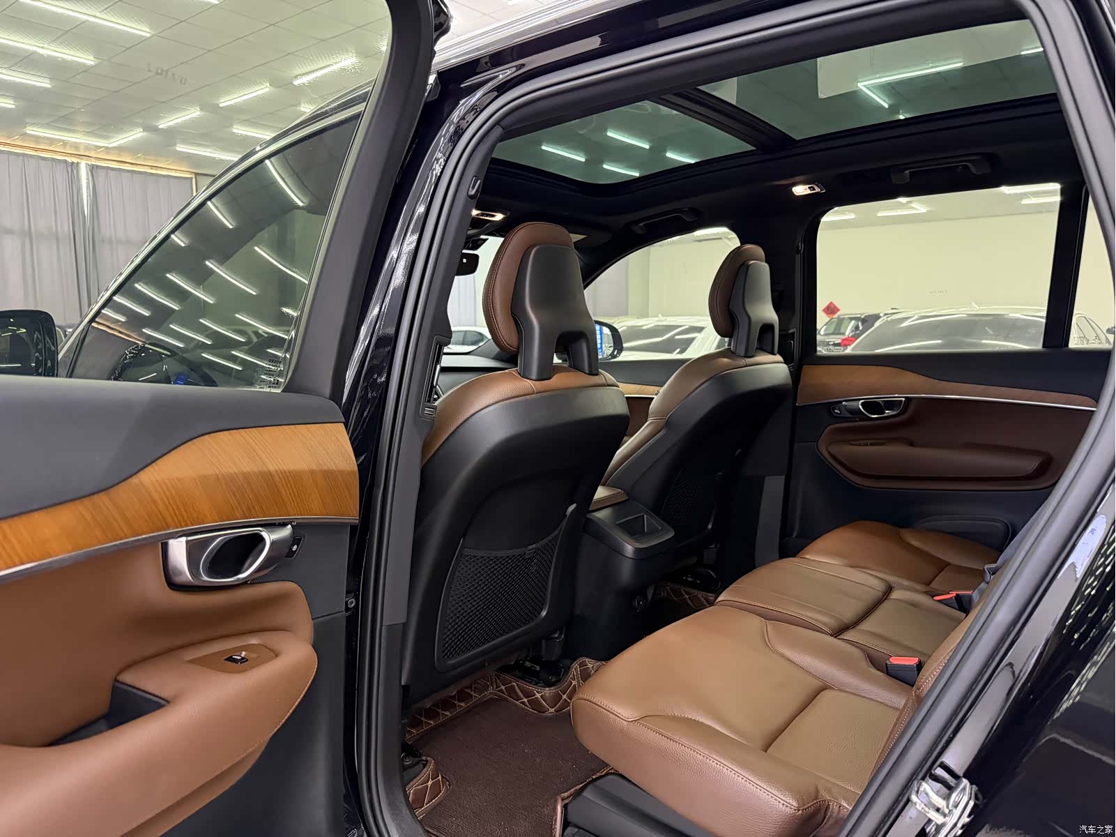 Volvo XC90, 2020 все фото