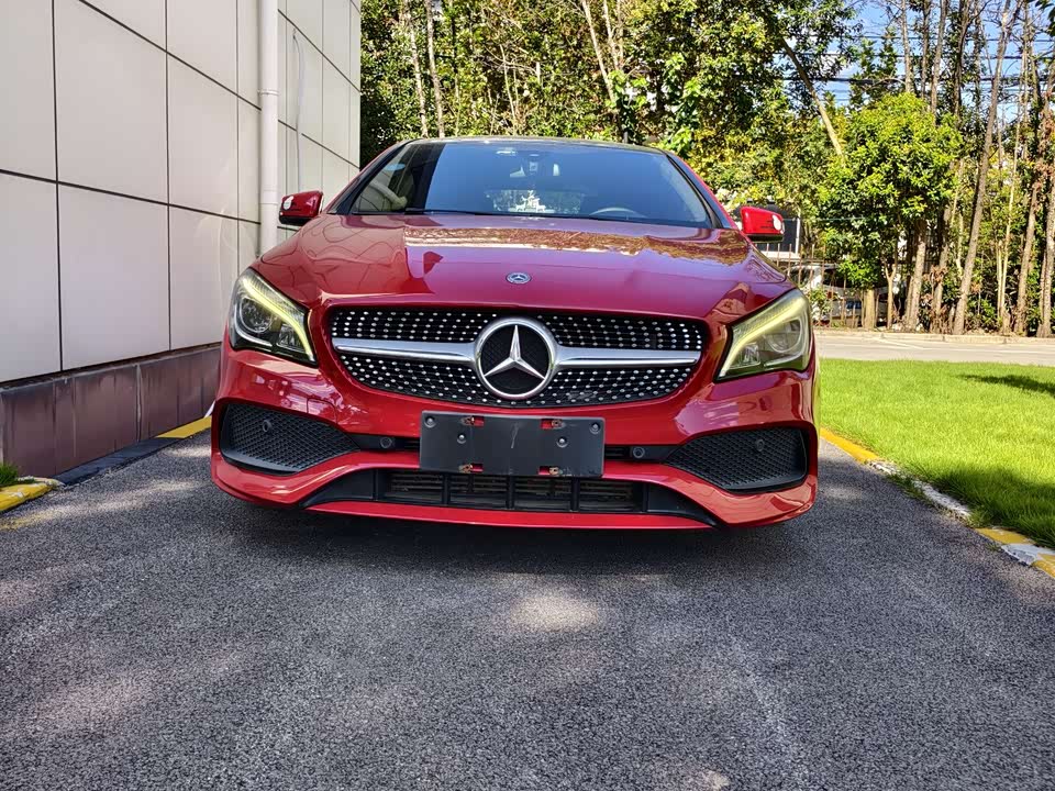 Mercedes-Benz CLA