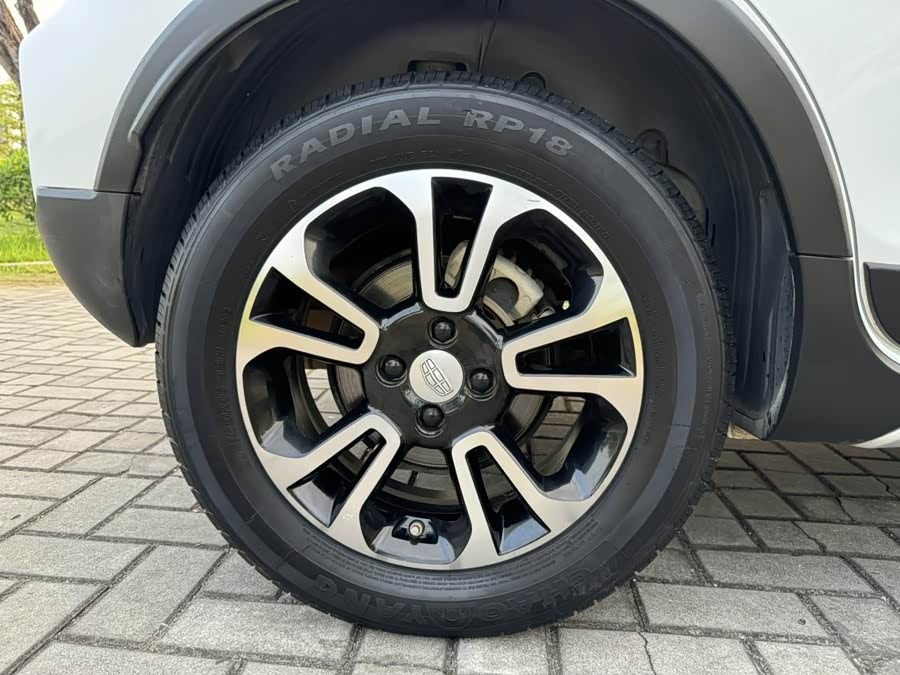 Geely Vision X3 2019, фото 9