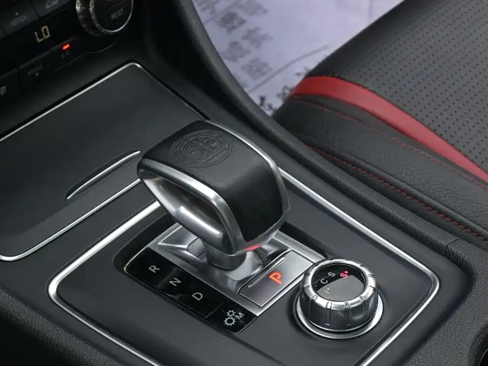 Mercedes-Benz GLA AMG