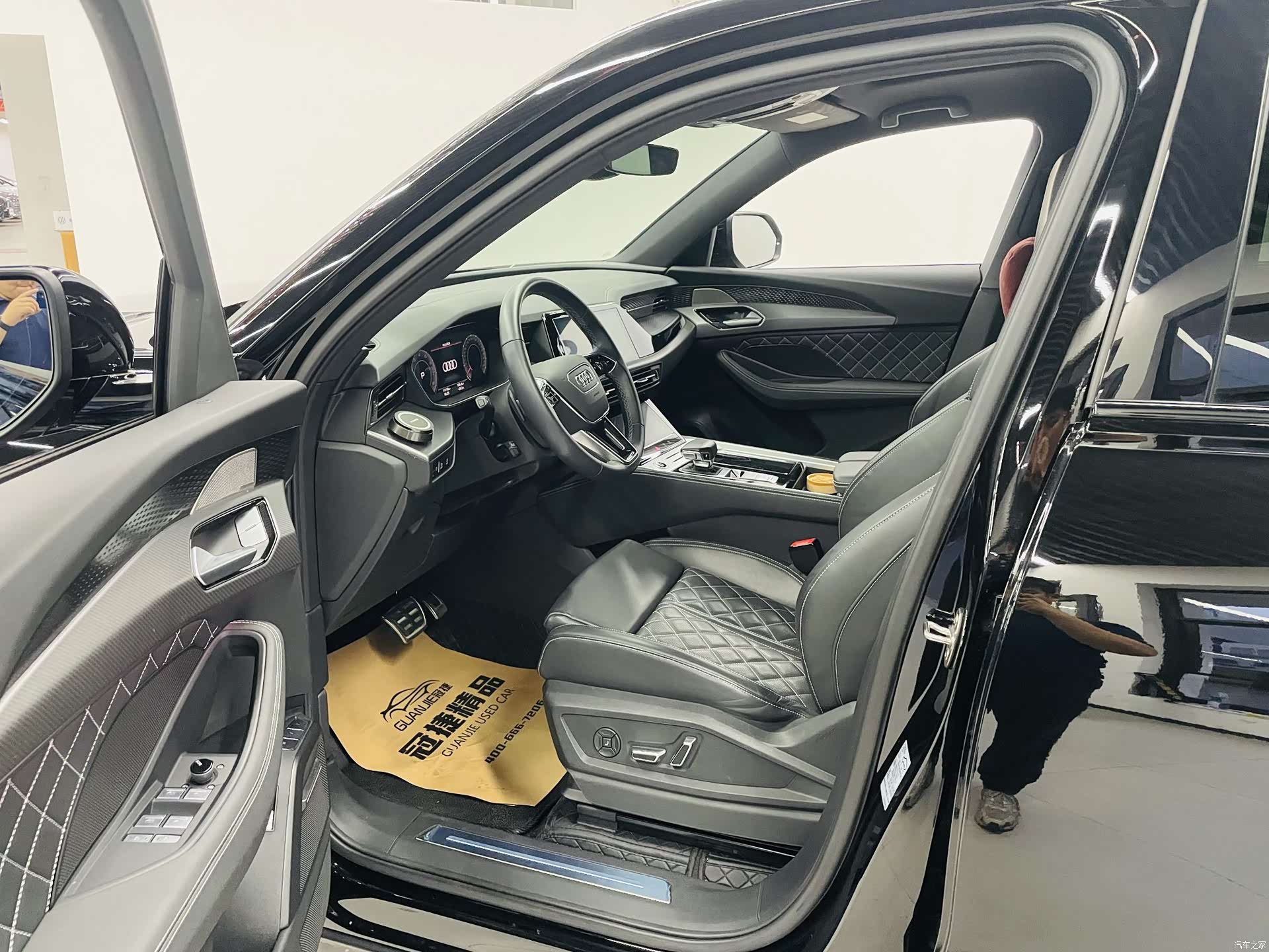 Audi Q6, 2024 4
