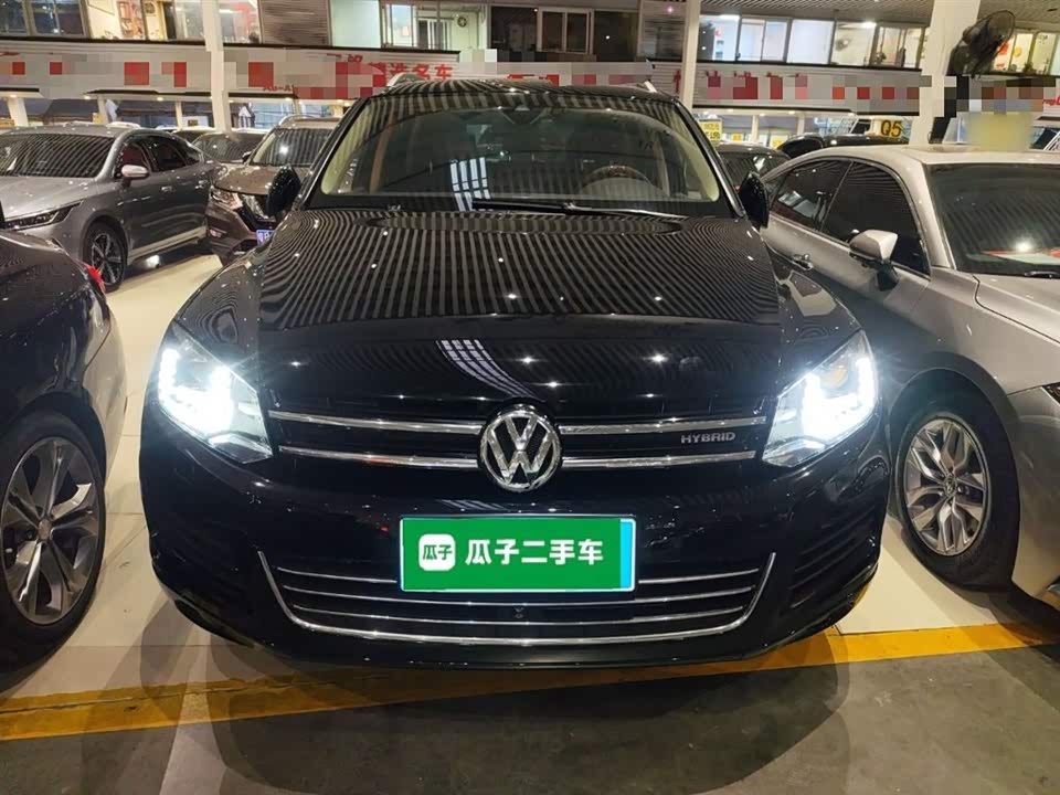 Volkswagen Touareg