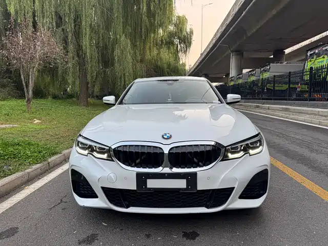 BMW 3 Series 2020 — купить из Китая под заказ