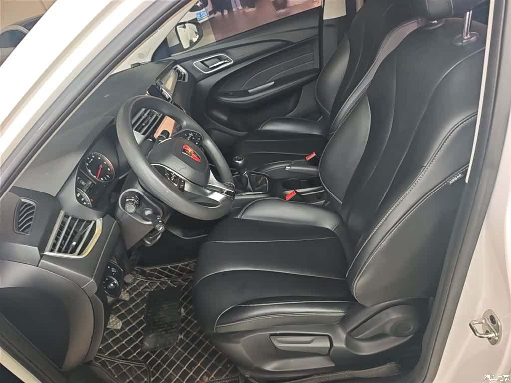 Roewe i5, 2019 15