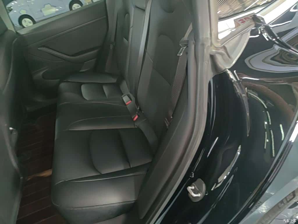 Tesla Model 3, 2020 17