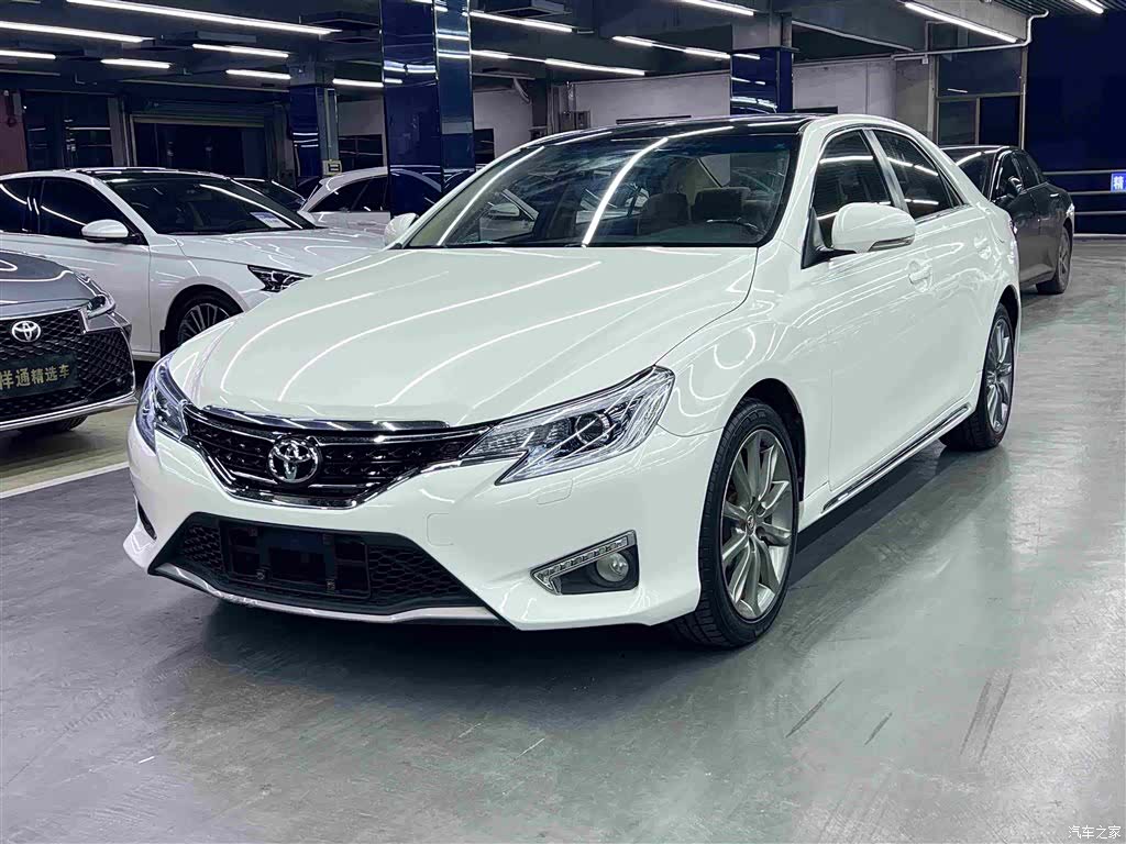 Toyota 2.5V, 2016 1