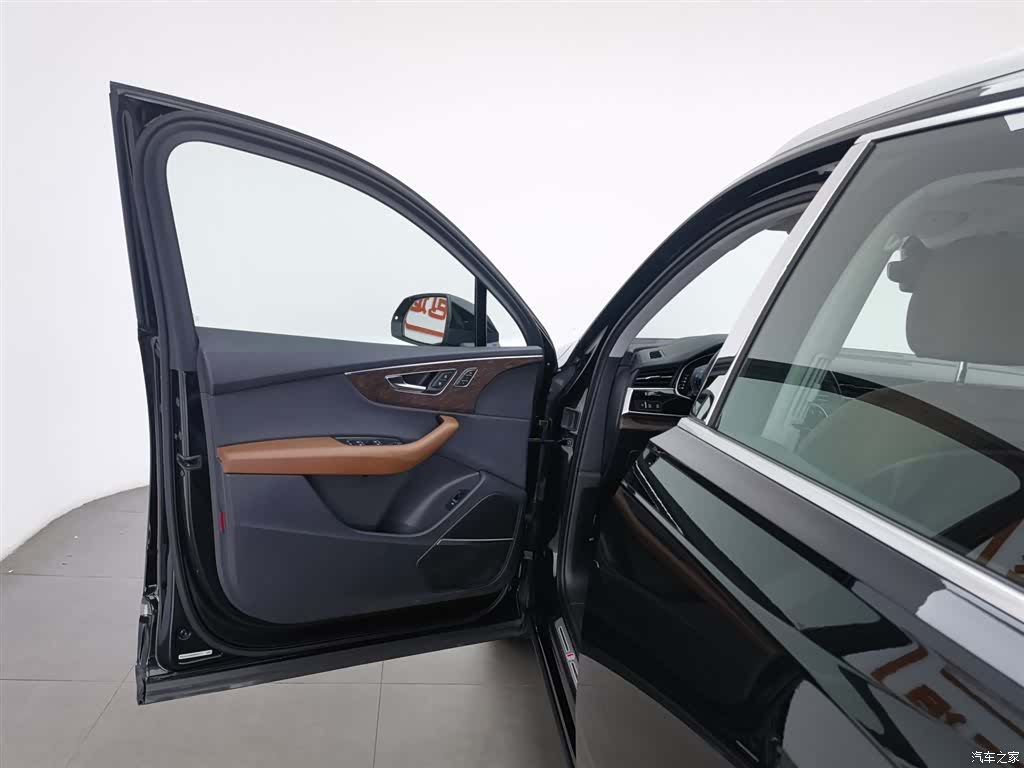 Audi Q7, 2021 8