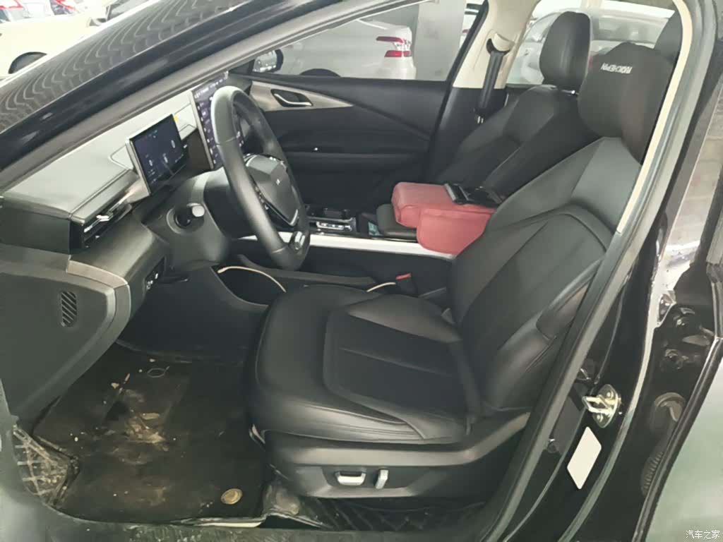 Wuling Starlight, 2024 15