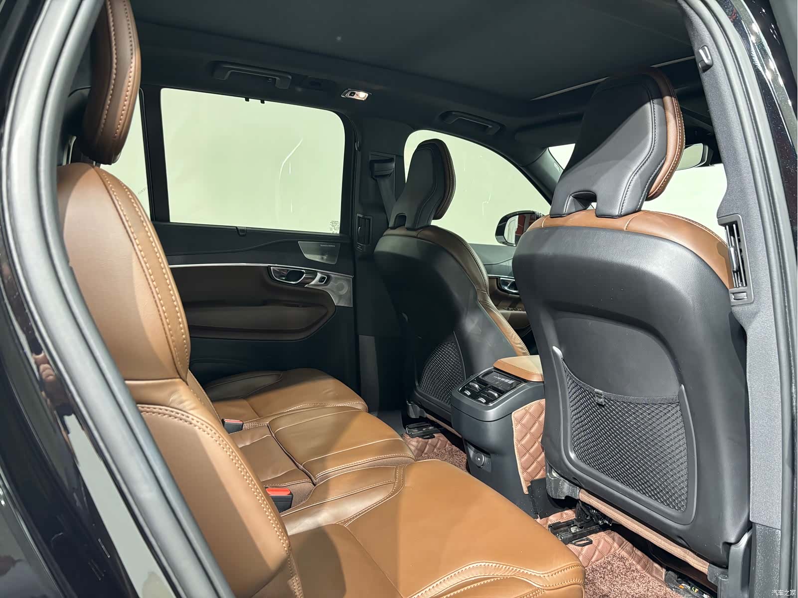 Volvo XC90, 2022 8