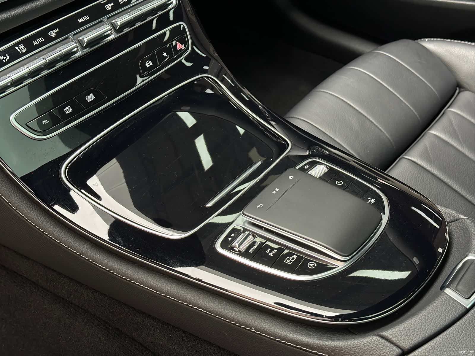 Mercedes-Benz E-Class, 2022 все фото