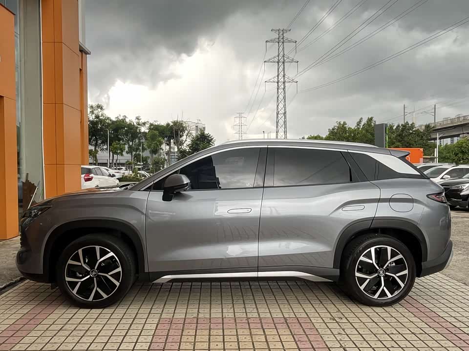 BYD Song L DM-i