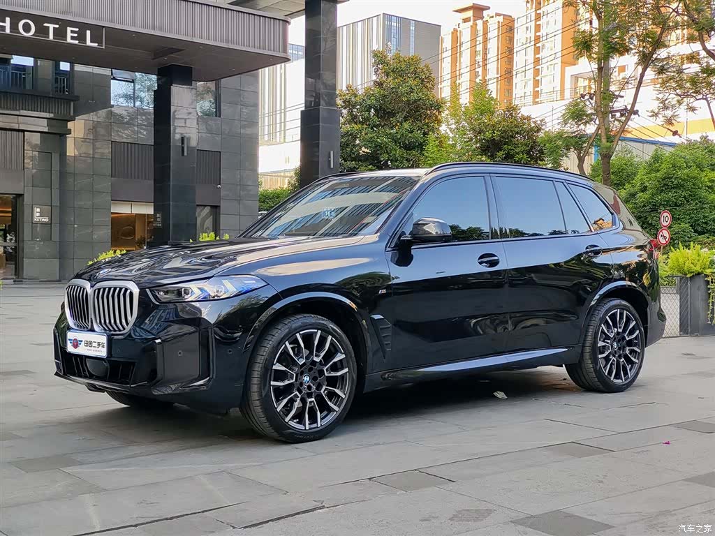 BMW X5, 2024 1