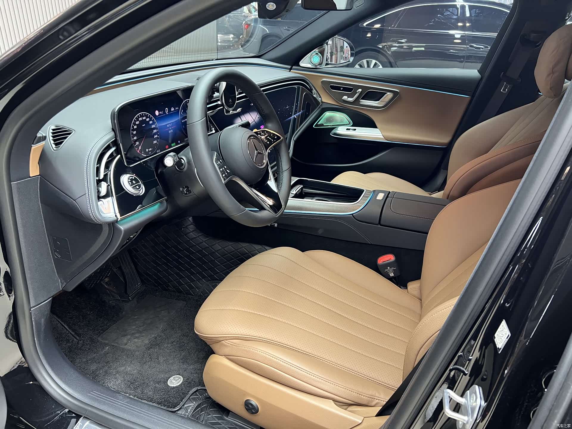 Mercedes-Benz E-Class, 2024 7