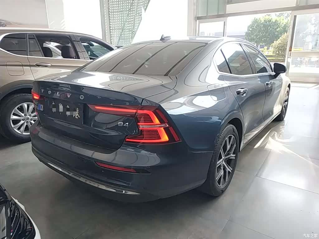 Volvo S60, 2023 7