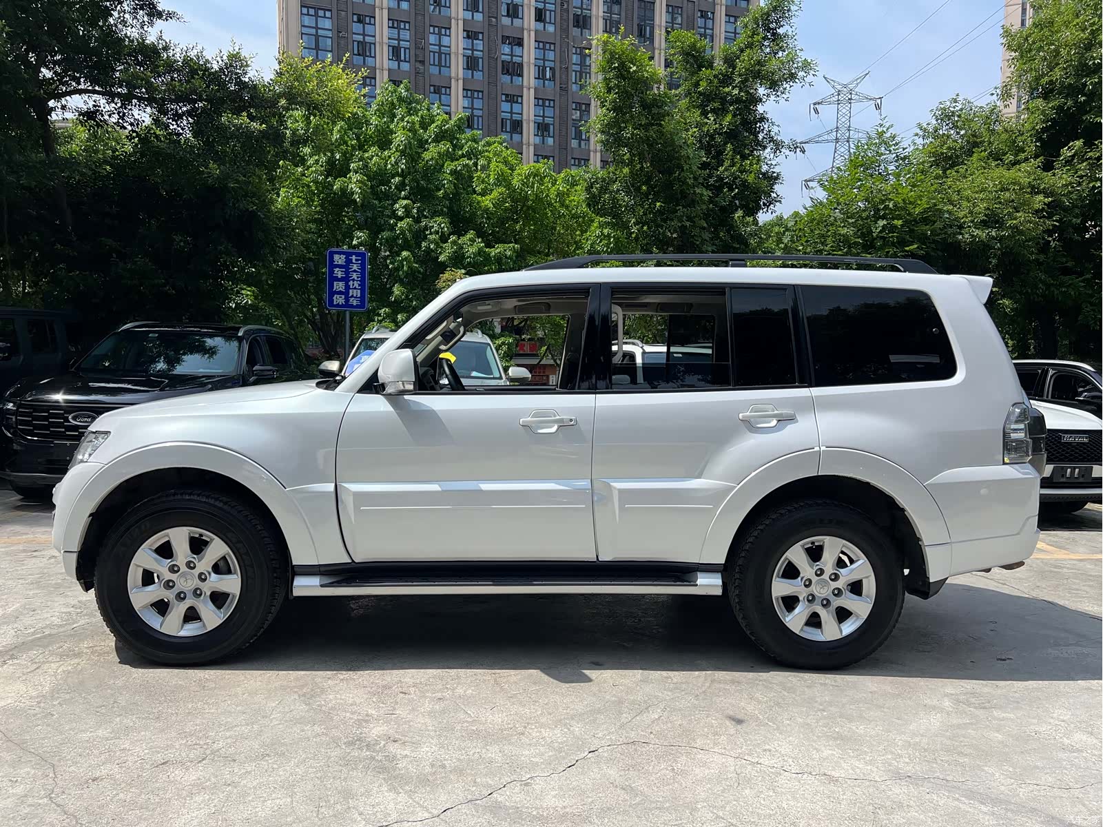 Mitsubishi Pajero, 2020 6